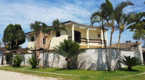 Casa na praia do Indaia piscina, bilhar, 5 quartos e vista